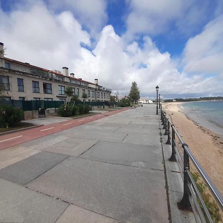 Apartamento En Ribeira A Pie De Playa Bagian luar foto